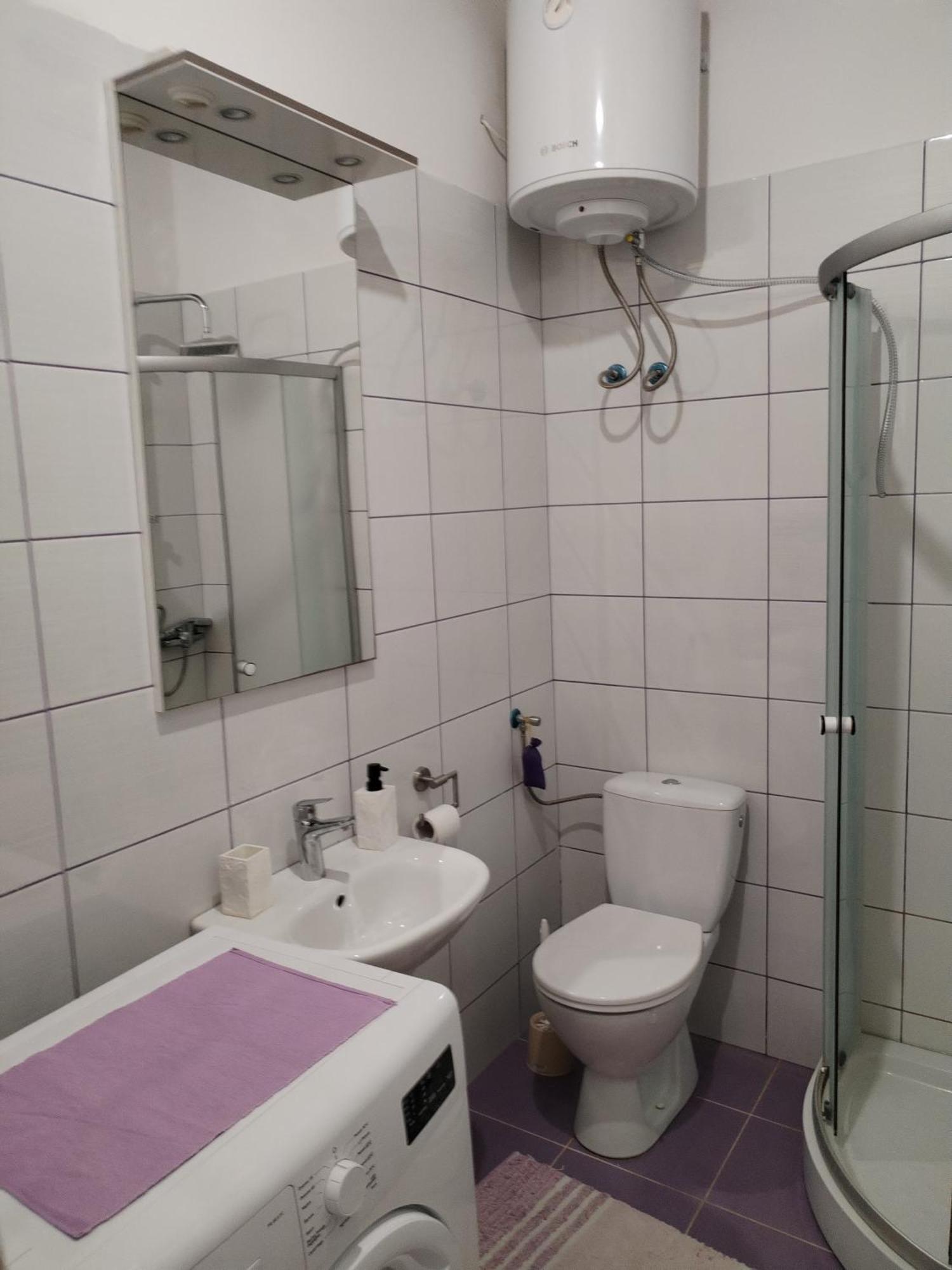 Ema Apartment Prvic Sepurine Bagian luar foto