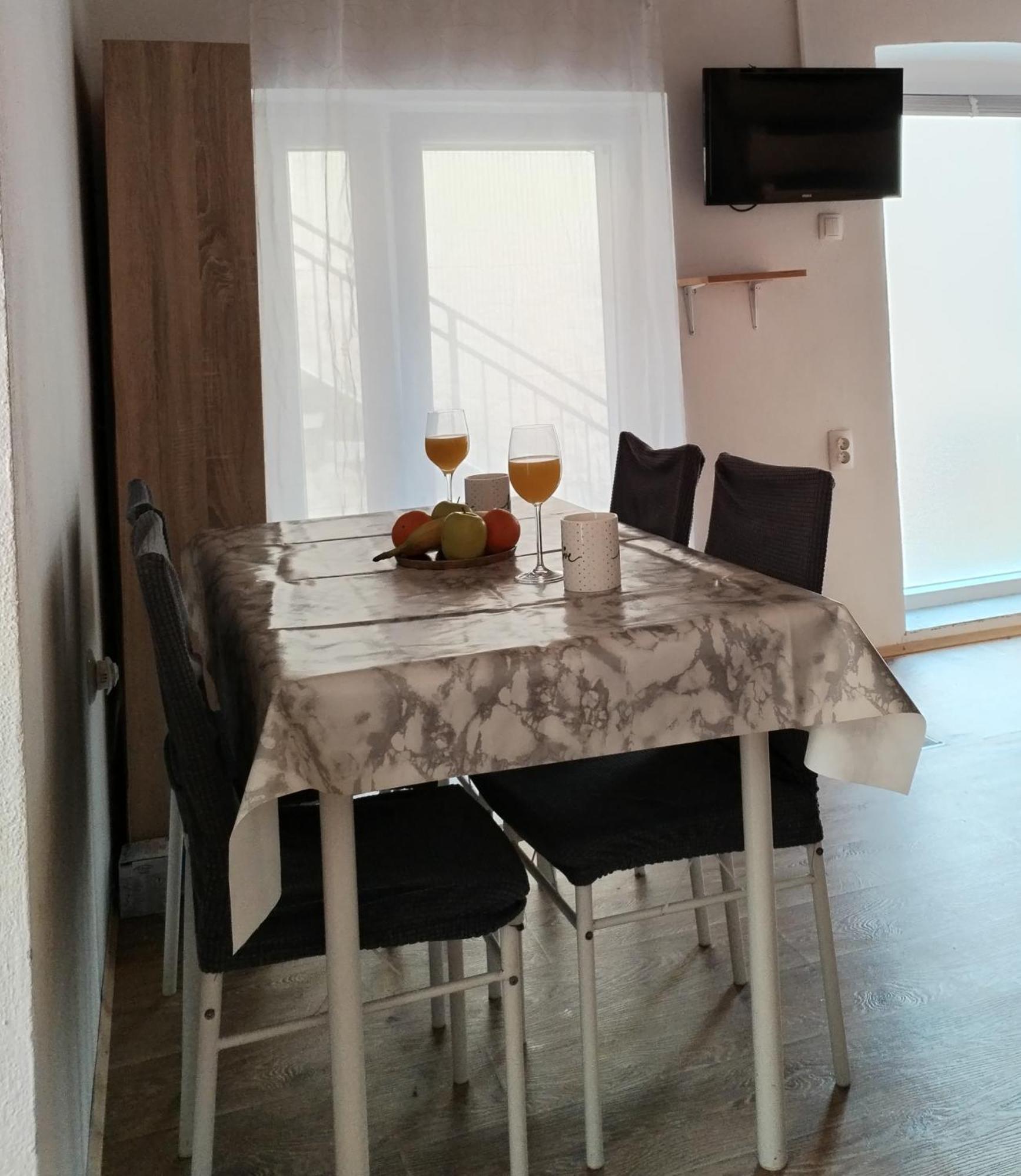 Ema Apartment Prvic Sepurine Bagian luar foto